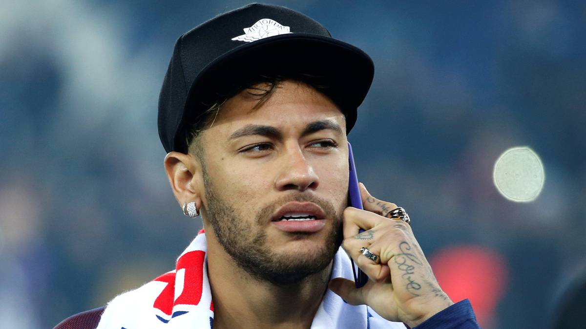 ريال مدريد يجهز عرضا لضم نيمار والأخير يسافر إلى قطر