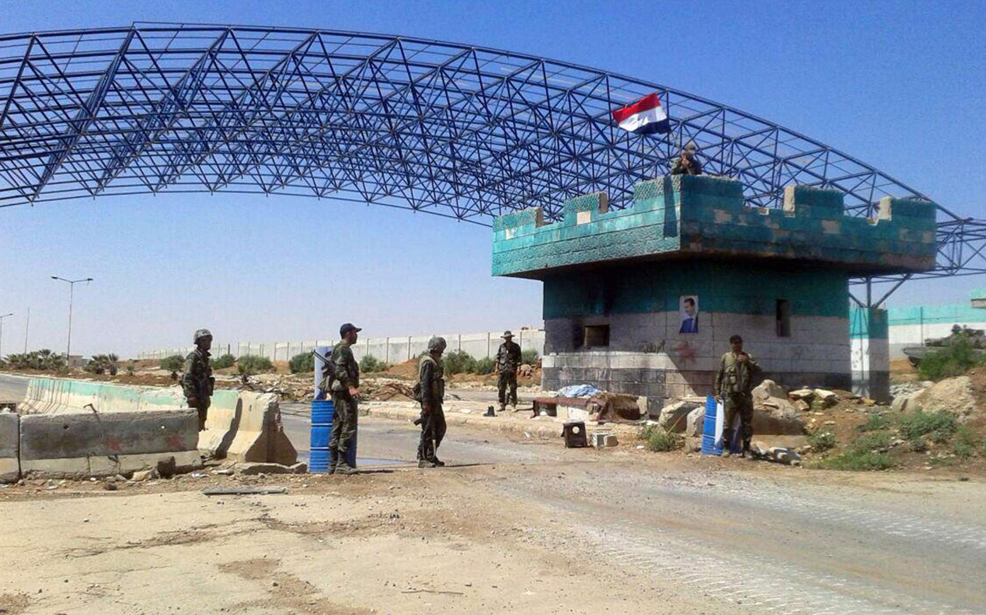 مصدر:  فتح المعبر الحدودي بين سوريا والعراق قريبا 