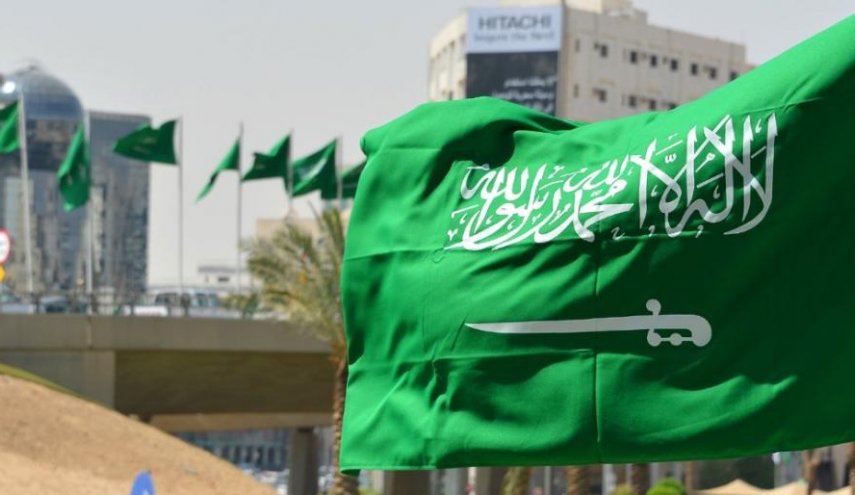 لدى فتح التابوت.. مفاجأة تصدم عائلة هندي توفي في السعودية