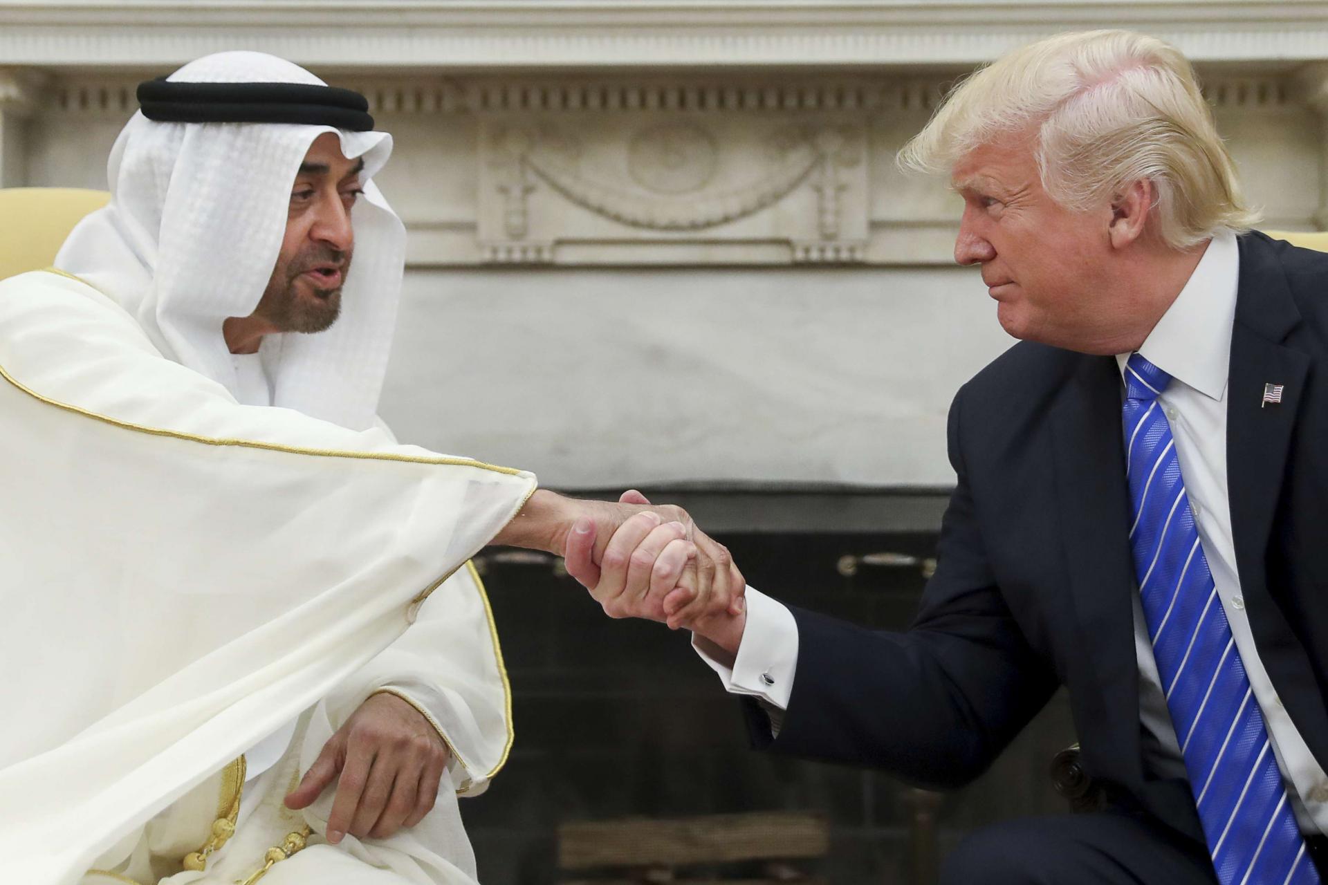 ميدل إيست آي: ولي عهد الإمارات طلب من واشنطن اغتيال قادة طالبان 