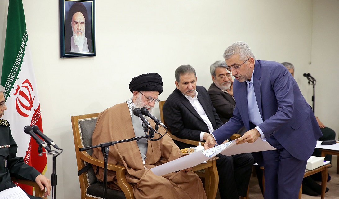 توصيه‌هاي رهبر انقلاب براي ياري رساني به سيل‌زدگان