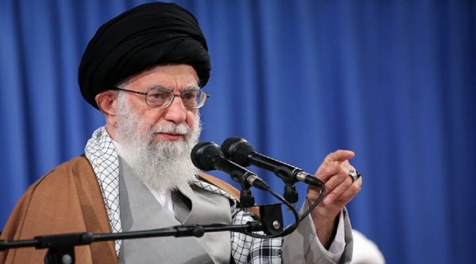 الامام الخامنئي: كيد اميركا ضد الحرس الثوري وايران سيرتد عليها