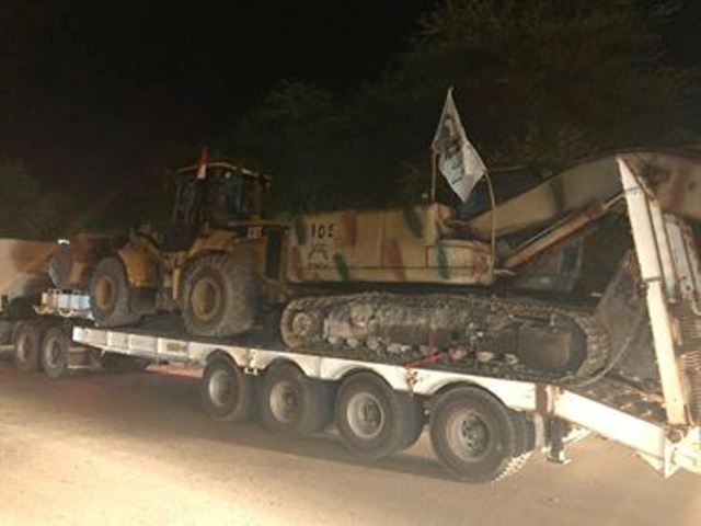 بالصورة .. الحشد الشعبي يدخل الأراضي الإيرانية 