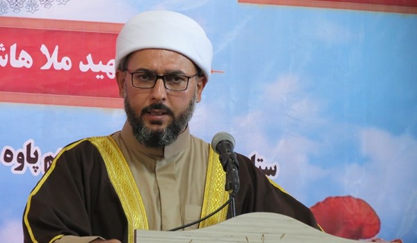 رجل دين سني يدافع عن الحرس الثوري ويتهم اميركا برعاية الارهاب 