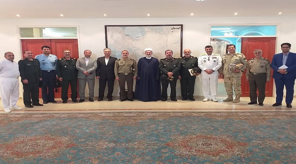  إيران وعمان مصممتان على تطوير العلاقات العسكرية
