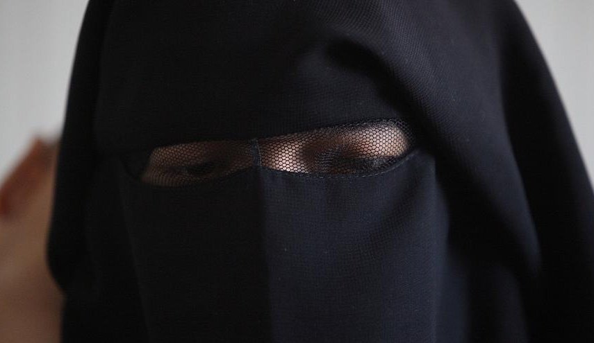 داعشية تمكنت من اخفاء شخصيتها وعادت الى المانيا ففضحها هاتفها