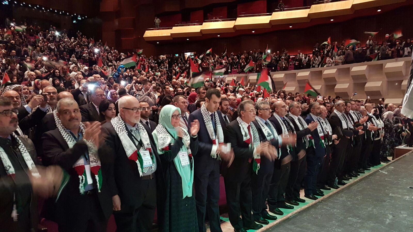 مؤتمر فلسطينيي أوروبا يدعو الى مواجهة "صفقة القرن" 