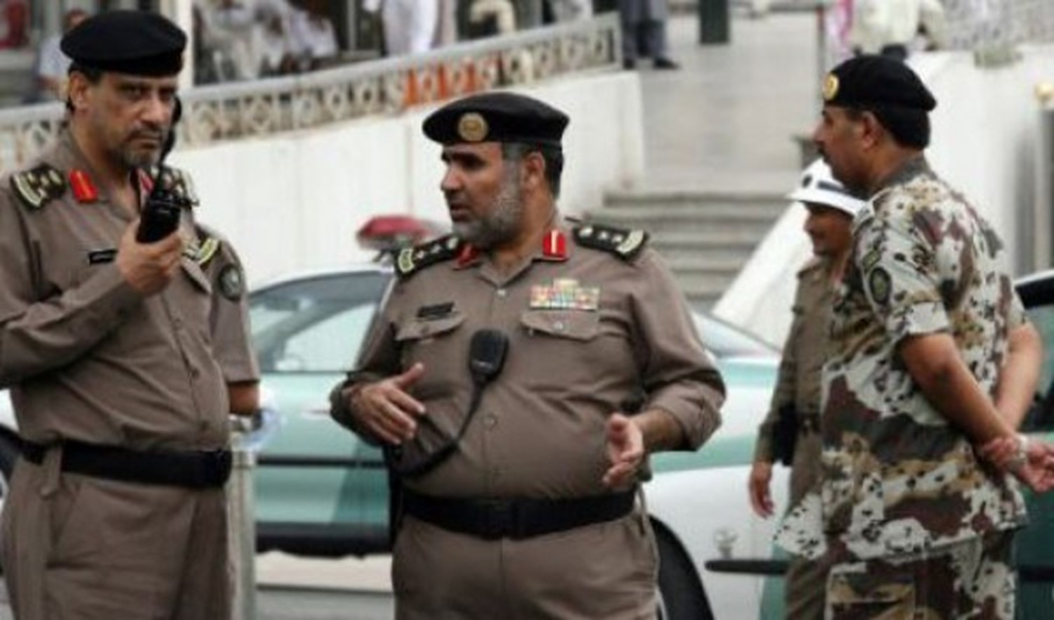 سعودي ينحر ابنته وينقلها للمستشفى 