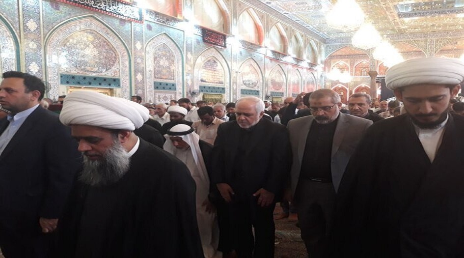 ظريف يشارك في مراسم احياء ليلة القدر في كربلاء