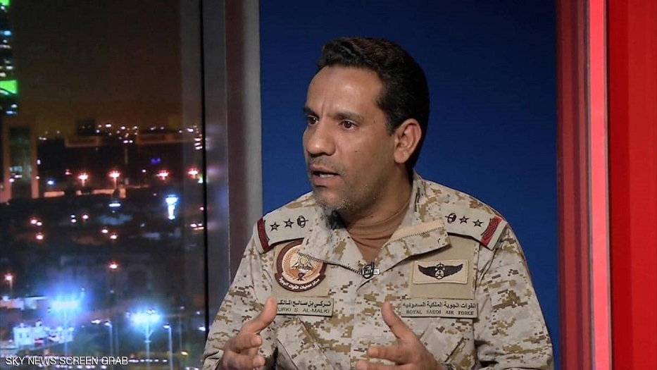 نهفات سعودية عن الهزيمة.. أسلحة الحوثي تحمل صور الأسد!