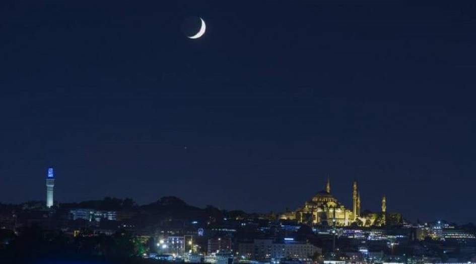 دولتان تعلنان الاربعاء هو المتمم لشهر رمضان المبارك..أيهما؟