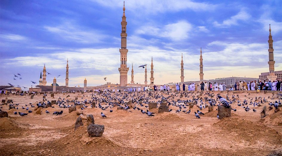 تهديم قبور البقيع .., داعش تتوارث معاول الجريمة