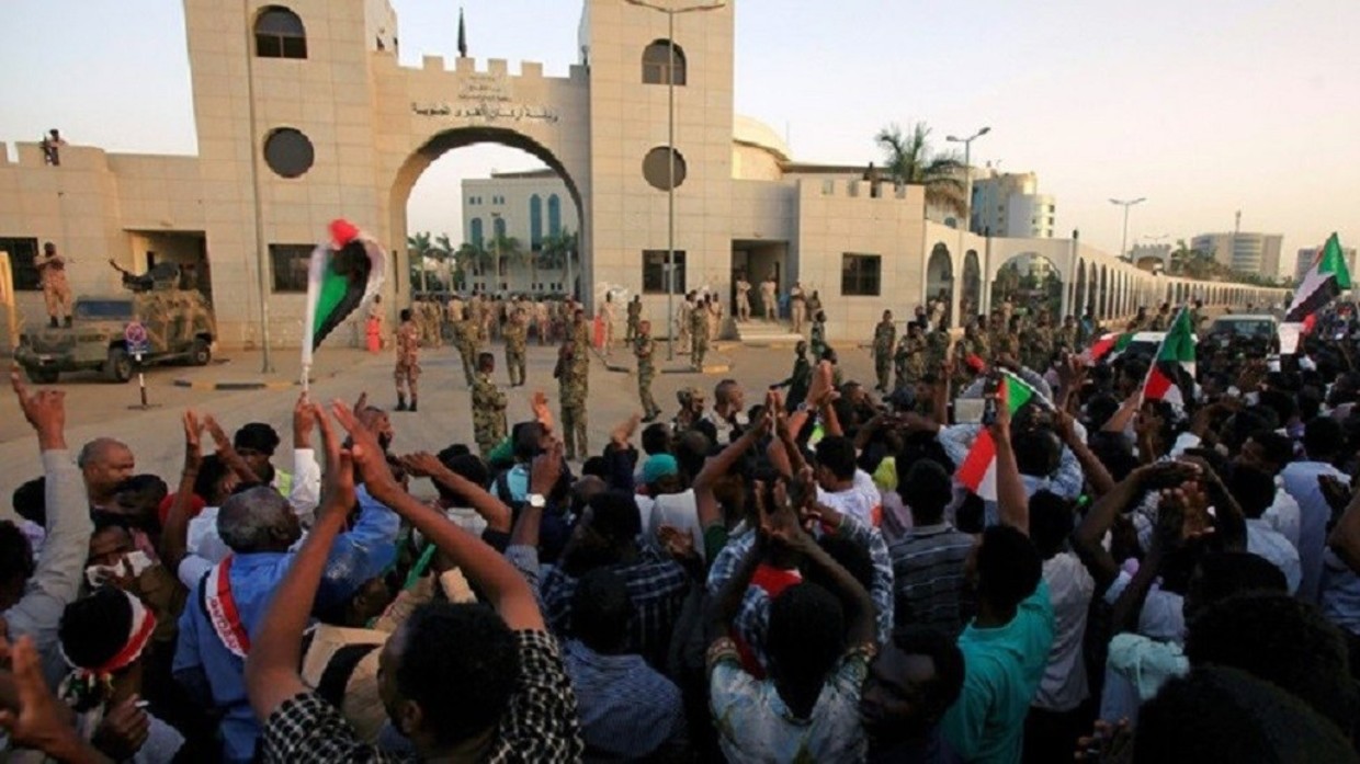 السودان.. أنباء عن إحباط محاولة انقلاب على المجلس العسكري