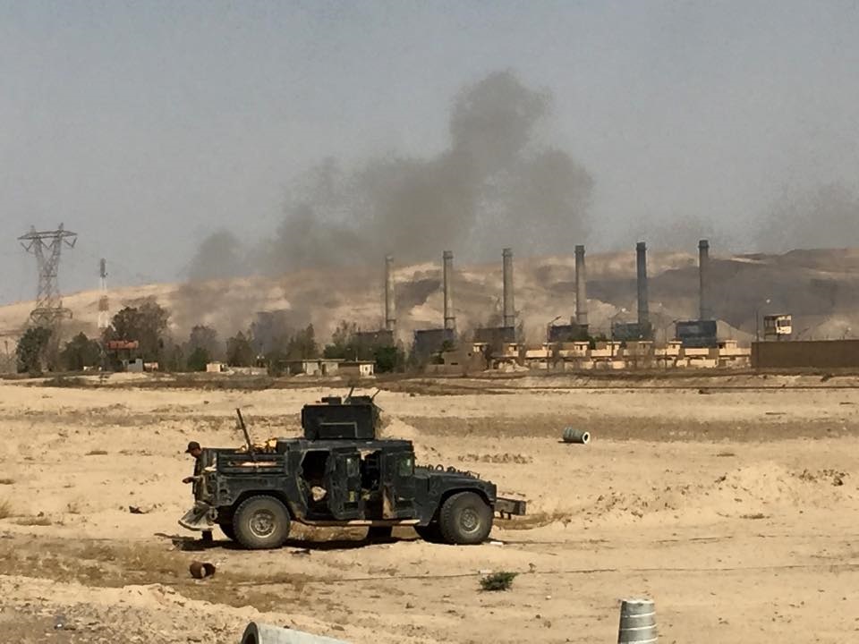 حريق ضخم في مقر للحشد قرب مصفى بيجي