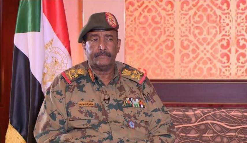 البرهان يحذر من خطورة عدم وجود حكومة ويجدد دعوته للتفاوض