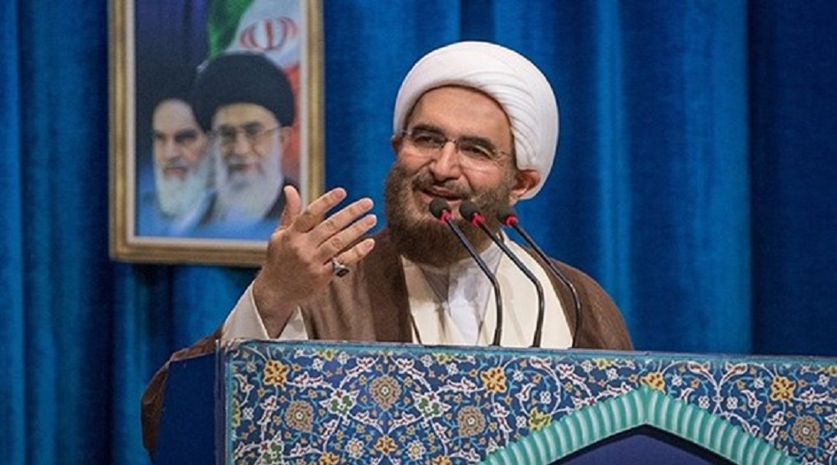 خطيب جمعة طهران: اميركا فشلت سياسيا وعسكريا في مواجهة ايران