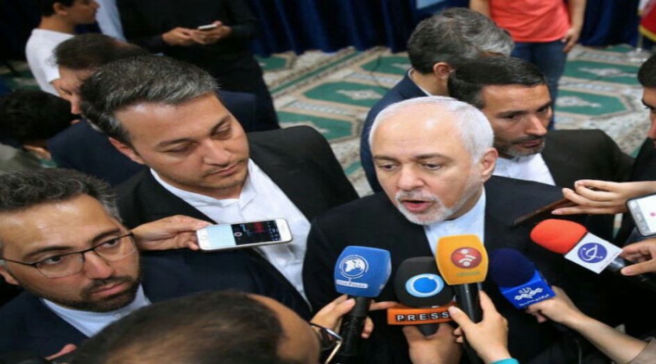 ظريف يرد بقوة على فرض حظر أميركي على مكتب قائد الثورة