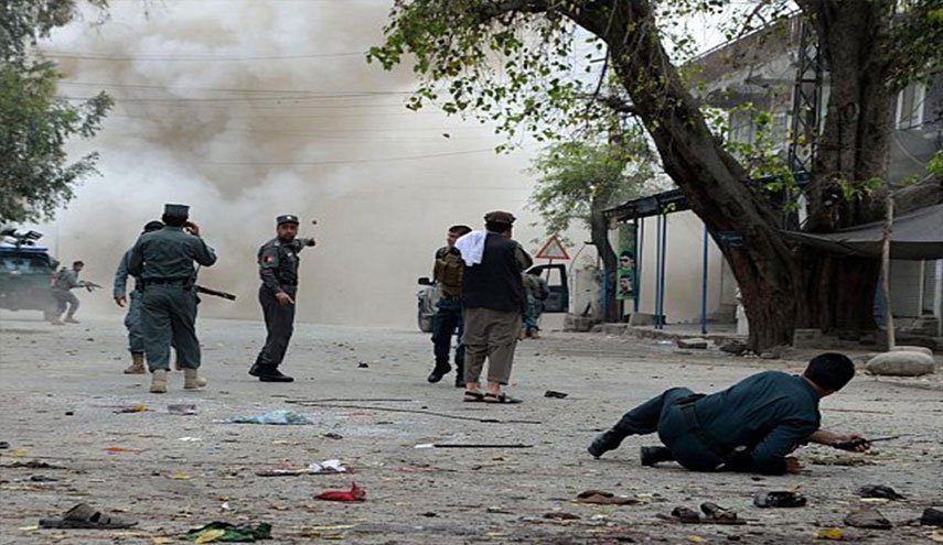 تفجير شرقي أفغانستان يسفر عن استشهاد وإصابة 22 شخصا