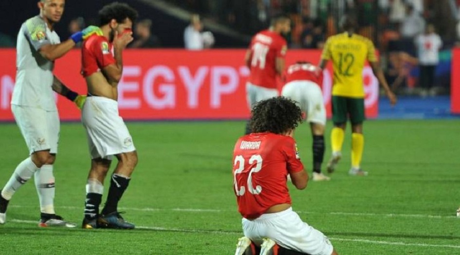 شاهد...البرلمان المصري يتوعد المقصرين بعد خسارة منتخب بلاده الصادمة