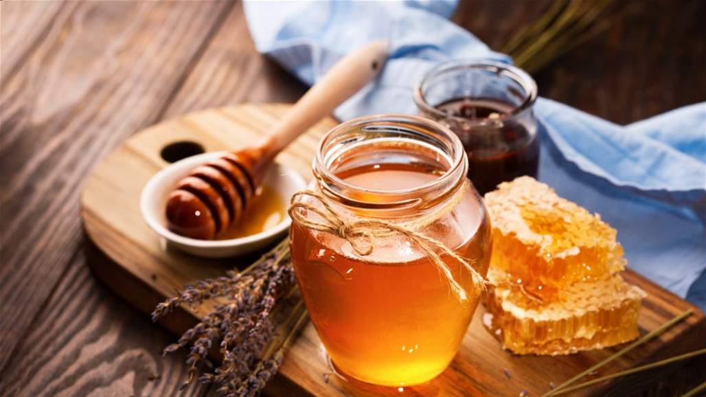 10 استعمالات للعسل تجعل منه ضرورياً لإشراق بشرتنا