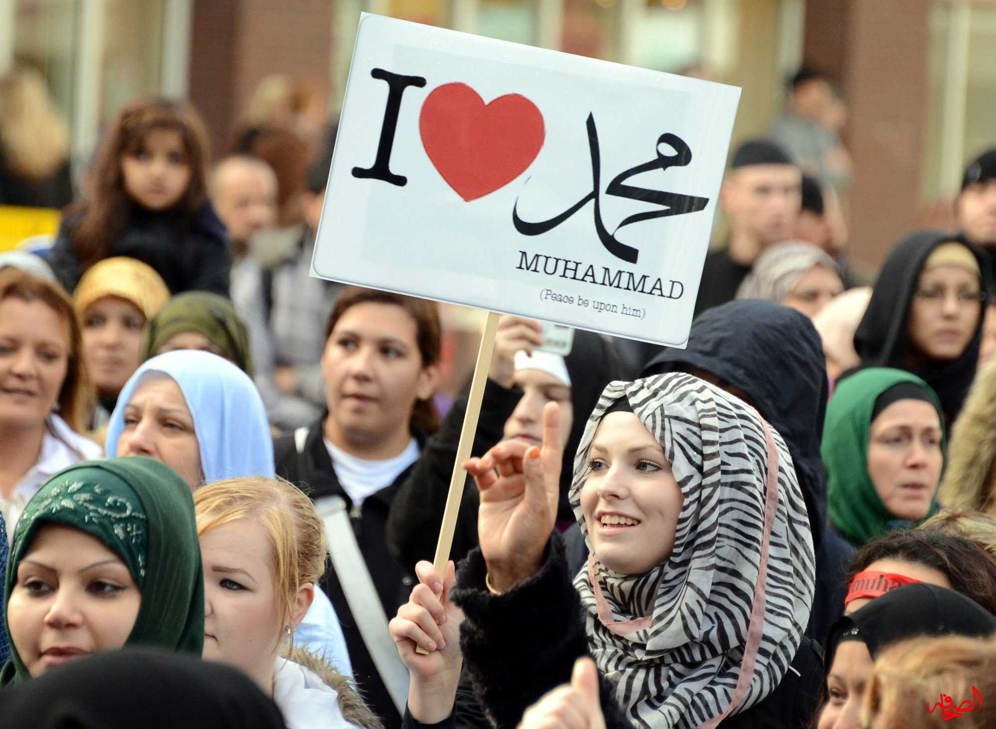 قلق يجتاح الجاليات الإسلامية في بريطانيا بسبب عنصرية جونسون