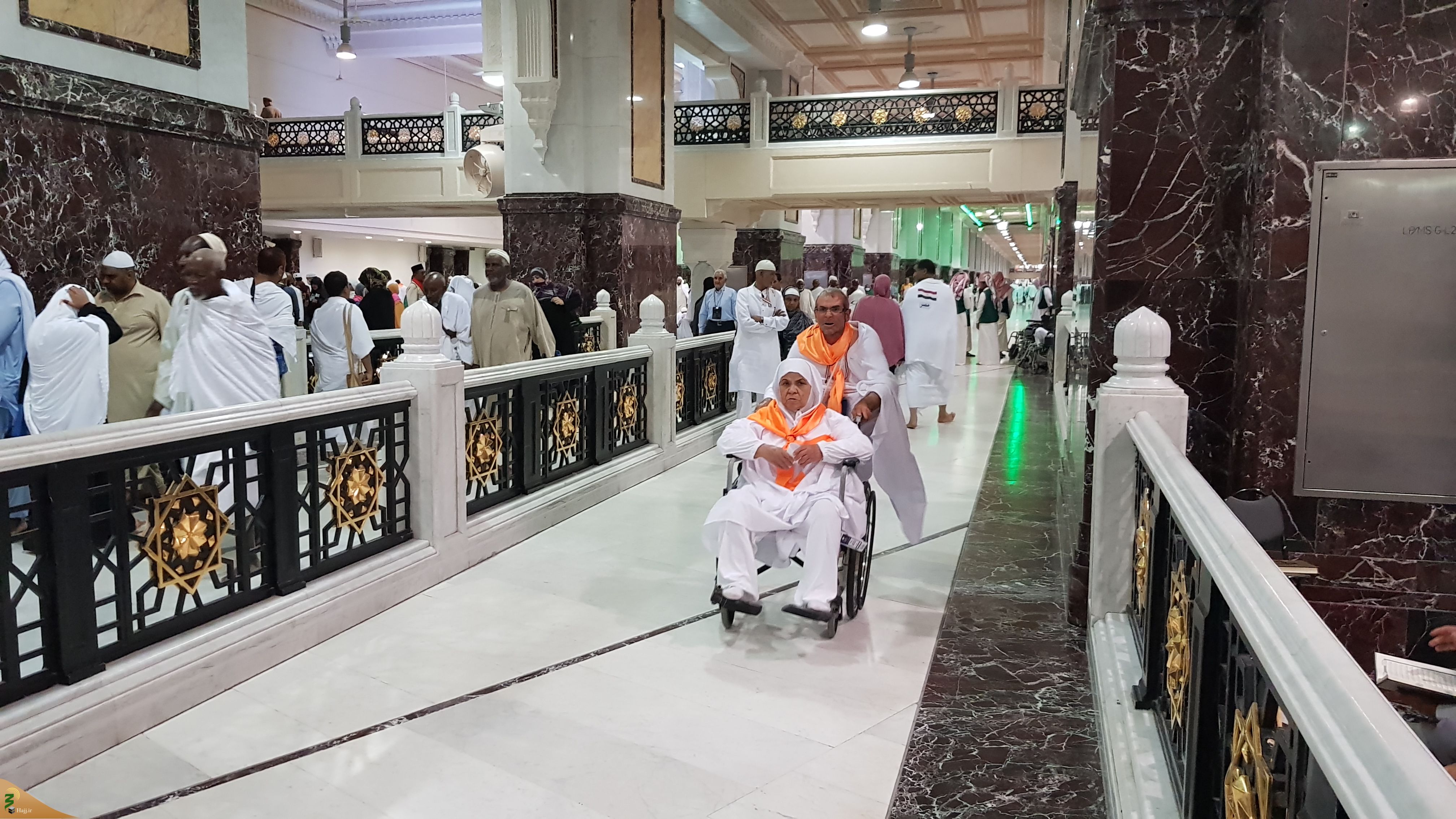 ثبت 14663 مورد مراجعه زائران به درمانگاه‌هاي مدينه