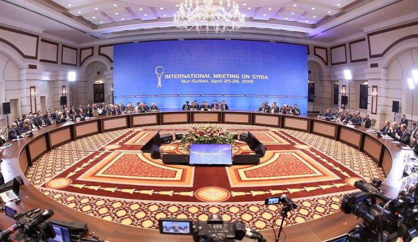 الوفدان الروسي و السوري يجتمعان في اطار 