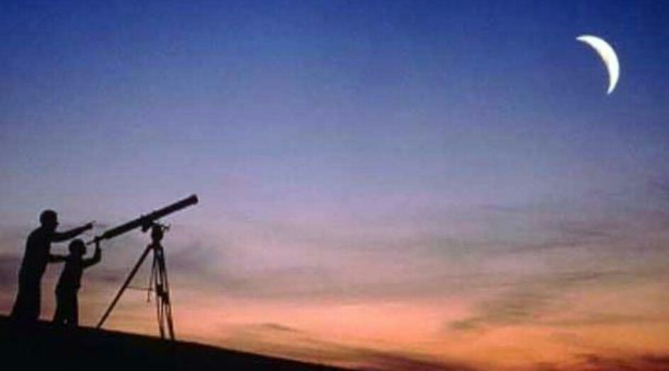 دولتان عربيتان تعلنان الاثنين أول أيام العيد