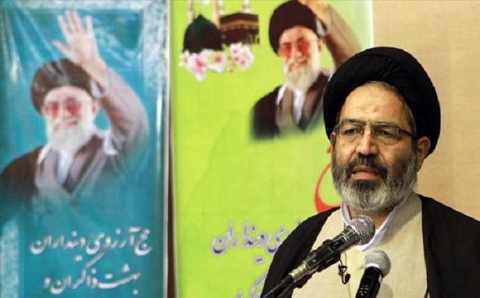 همايش حجاج ايراني مقيم خارج در مكه مكرمه برگزار شد