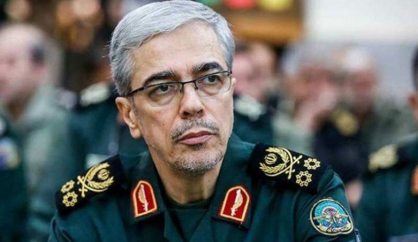 اللواء باقري يعلق على دعوات التفاوض مع أمريكا