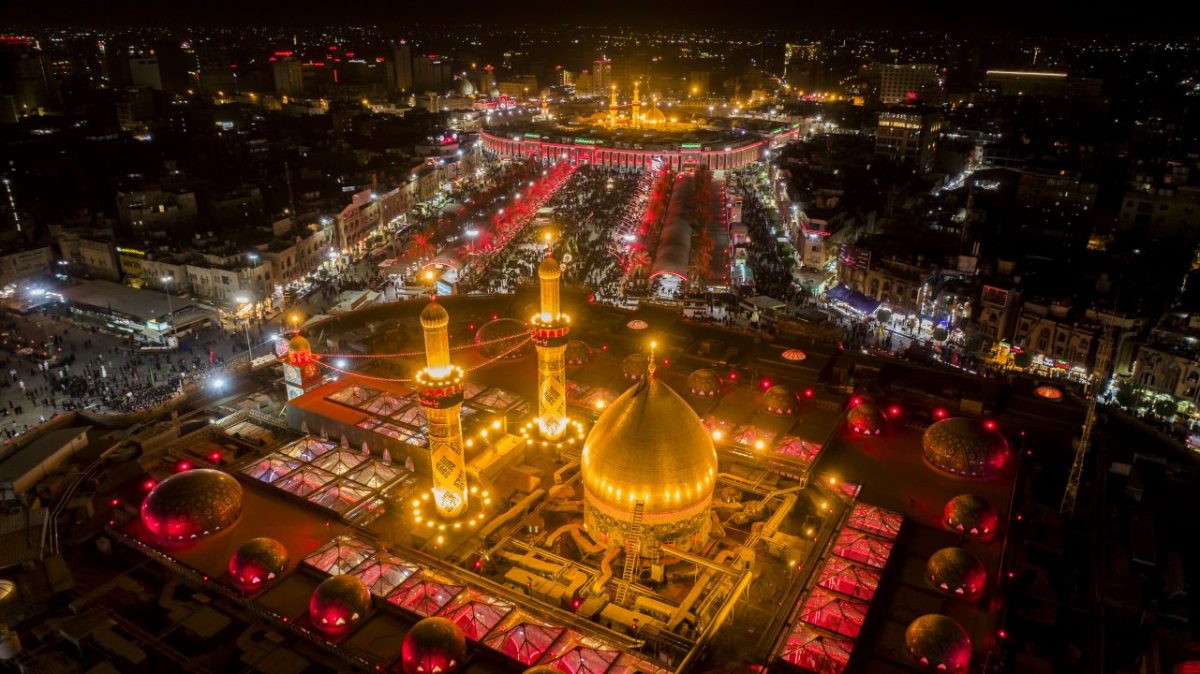 بالصور.. رمال كربلاء الاصلية "تتلألأ ذهباً" بالقرب من مرقد الامام الحسين (ع)