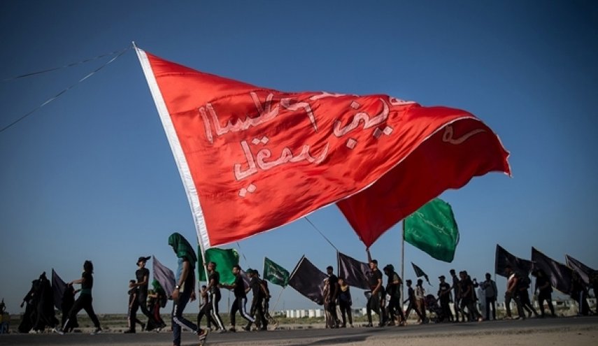 بلدية طهران ترسل مئات الكوادر و15 شاحنة خدمة لزوار الاربعين