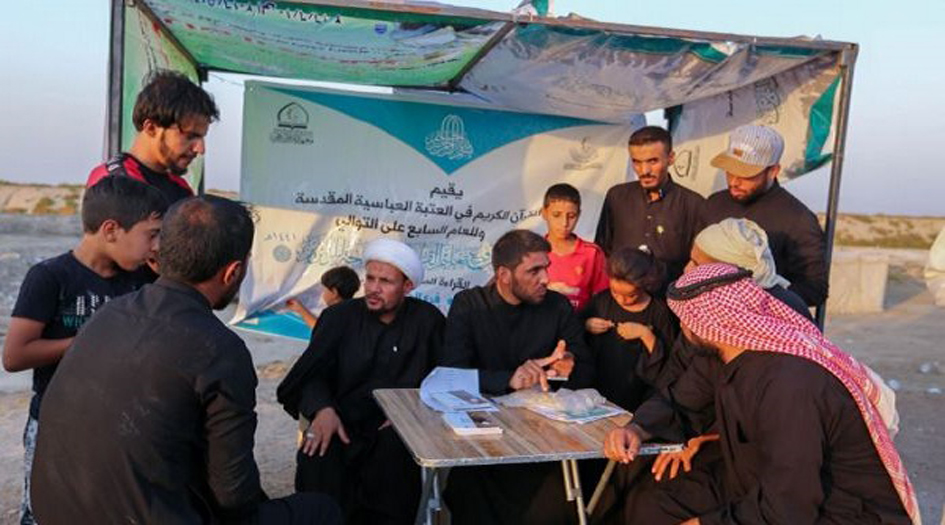 اقبال واسع لمشروع تعليم القراءة الصحيحة للزائرين (صور)