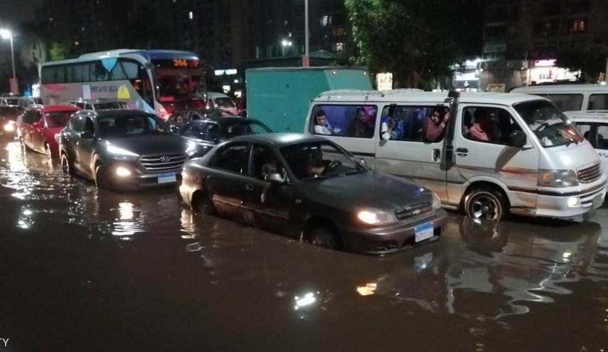 الحكومة المصرية توضح سبب غرق المدن جراء الأمطار