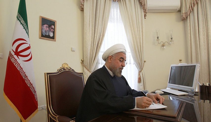 روحاني يهنئ تركيا بذكرى استقلالها 