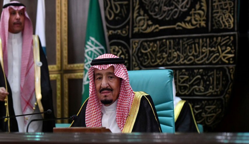 ملك السعودية يلتقي مديرة المخابرات الأمريكية في الرياض