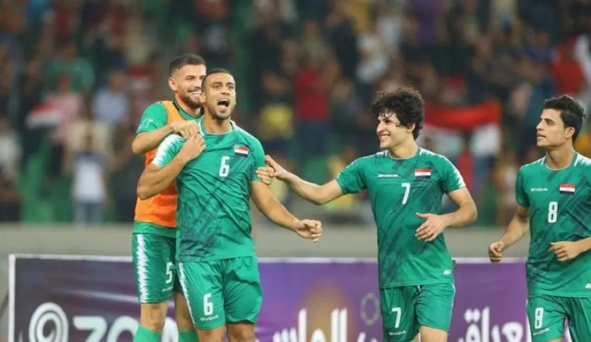 بالصورة... الصداقة عنوان مباراة العراق وايران