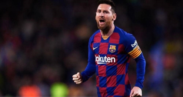 ميسي: لاعب واحد طلبت قميصه