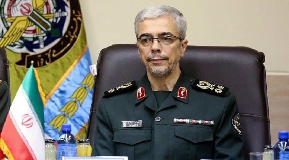 اللواء باقري: قواتنا المسلحة تضطلع بمسؤوليات كبرى في مجابهة التهديدات
