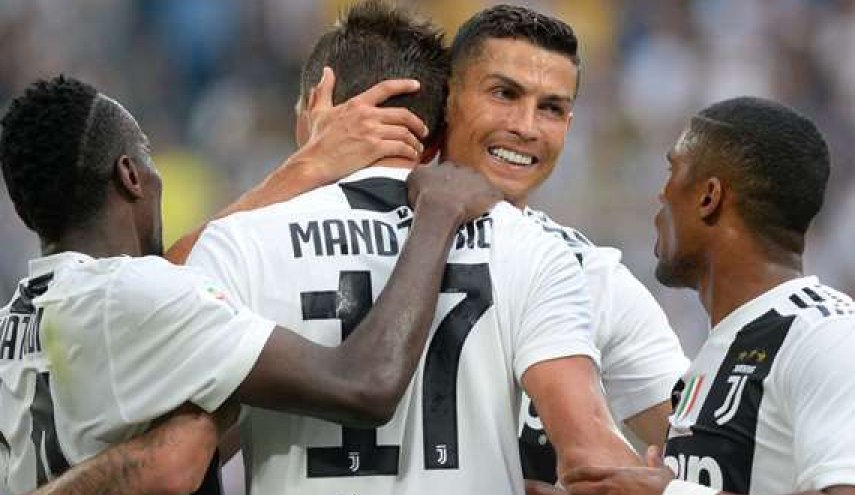 للمرة الأولى..رونالدو يفجر مفاجأة حول تخليه عن ريال مدريد