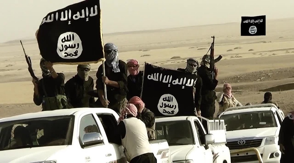 تحت انظار الأميركان.. الكشف عن تسلل علني للدواعش من سوريا الى العراق
