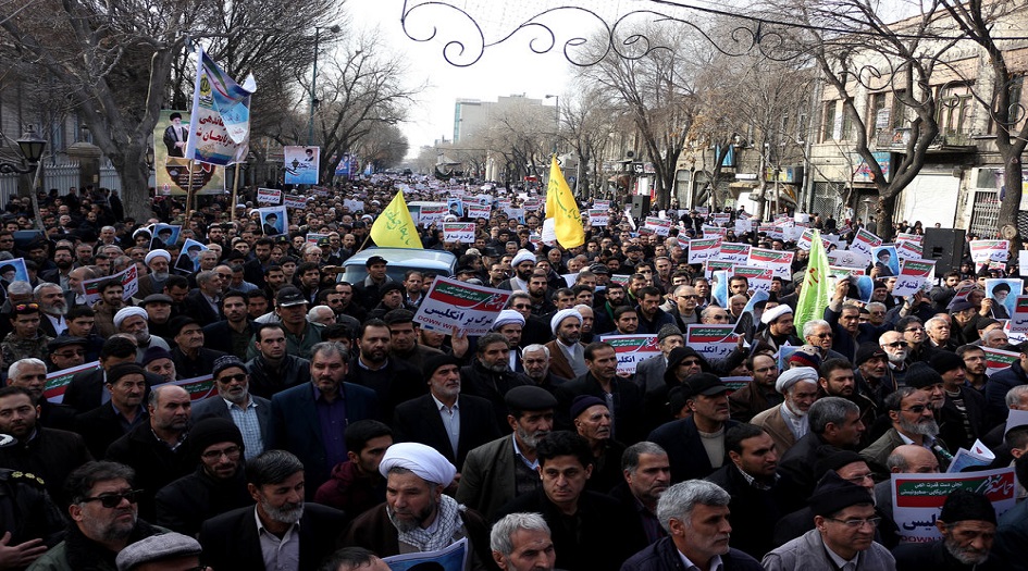 ايران تحتفل بيوم البصيرة وتجديد البيعة والولاء+ صور