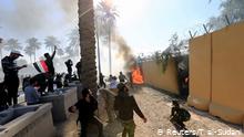 بالصور.. إنتشار قناصة المارينز فوق مبنى السفارة الامريكية