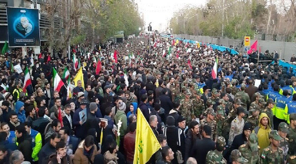 محافل صحافية: طهران تشهد أكبر مشاركة جماهيرية منذ وفاة الإمام الخميني