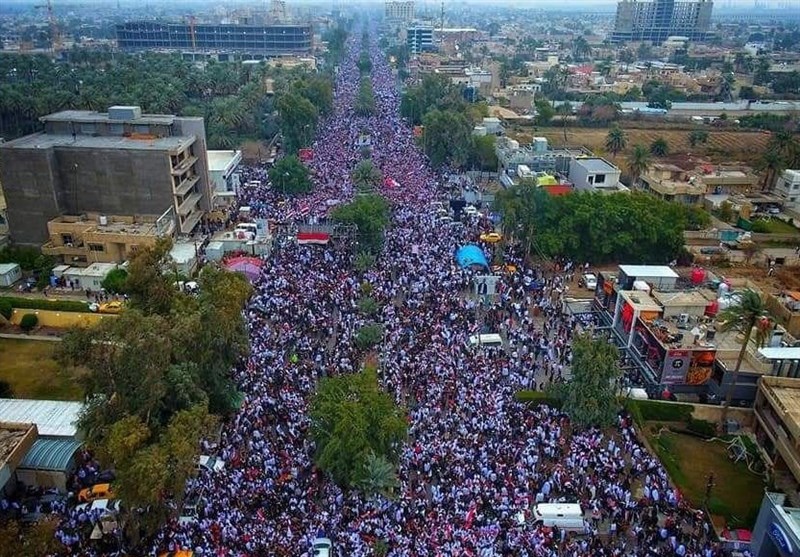  التيار الصدري يكشف أسباب الانسحاب من ساحة التحرير 