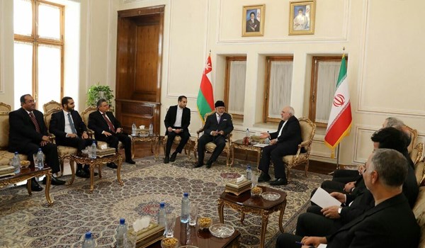 ايران وعمان تؤكدان على استمرار التعاون لضمان امن الملاحة البحرية