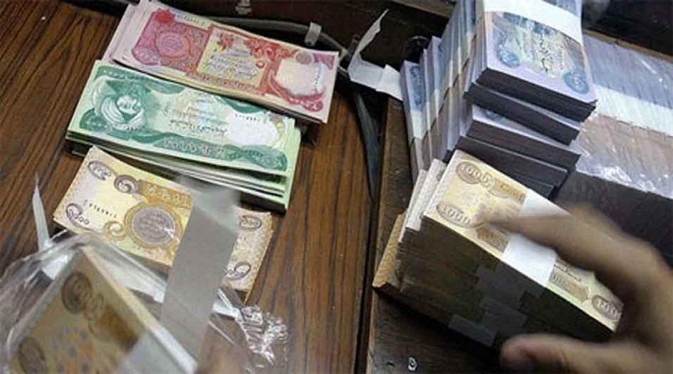 الحكومة العراقية ترد على أنباء وجود عجز في رواتب الموظفين