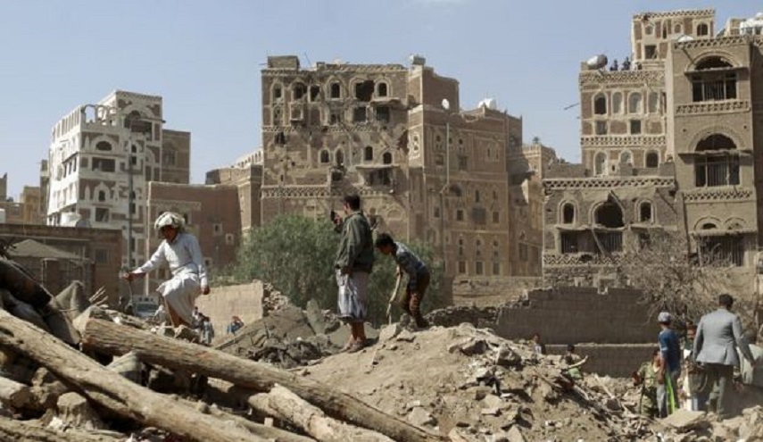 طيران العدوان يشن غارات على محافظات يمنية واستمرار الخروقات بالحديدة