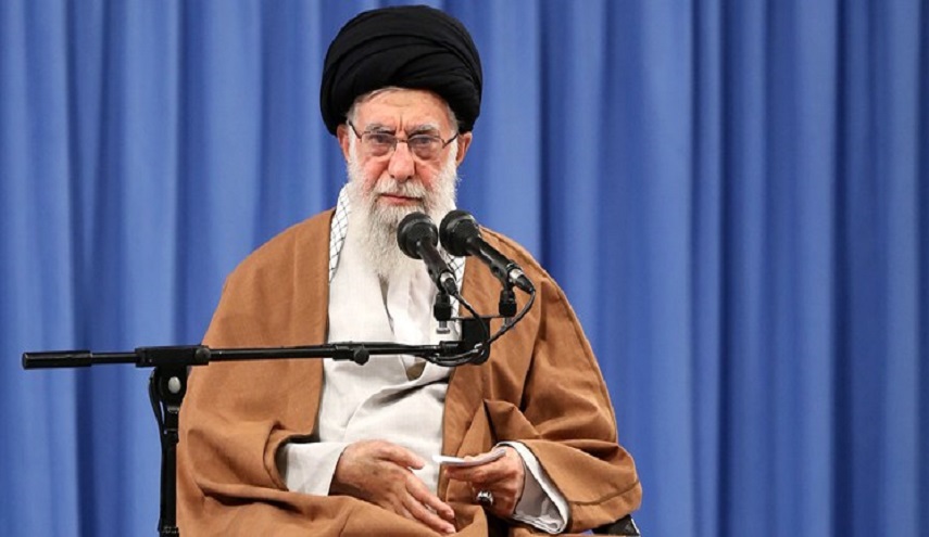 الامام الخامنئي لخطة الأمريكية المتمثلة بــ"صفقة القرن" ستموت قبل موت ترامب+ صورة