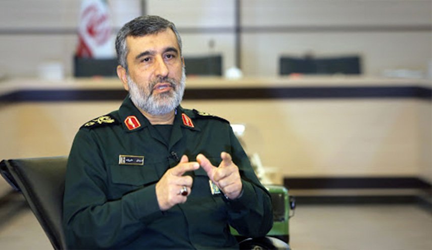 العميد حاجي زاده: علينا الاتحاد لطرد الاميركيين من المنطقة